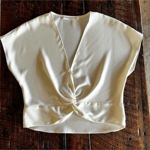 Amanda Uprichard Classy but Flirty Twist Front V neck Short Sleeve Blous…